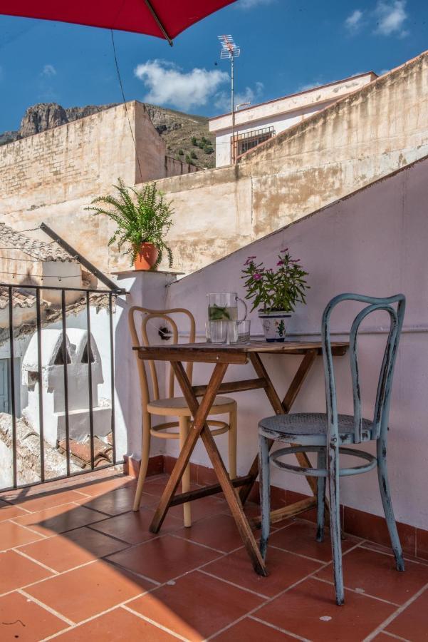Encanto Guesthouse Canillas de Aceituno Exterior photo